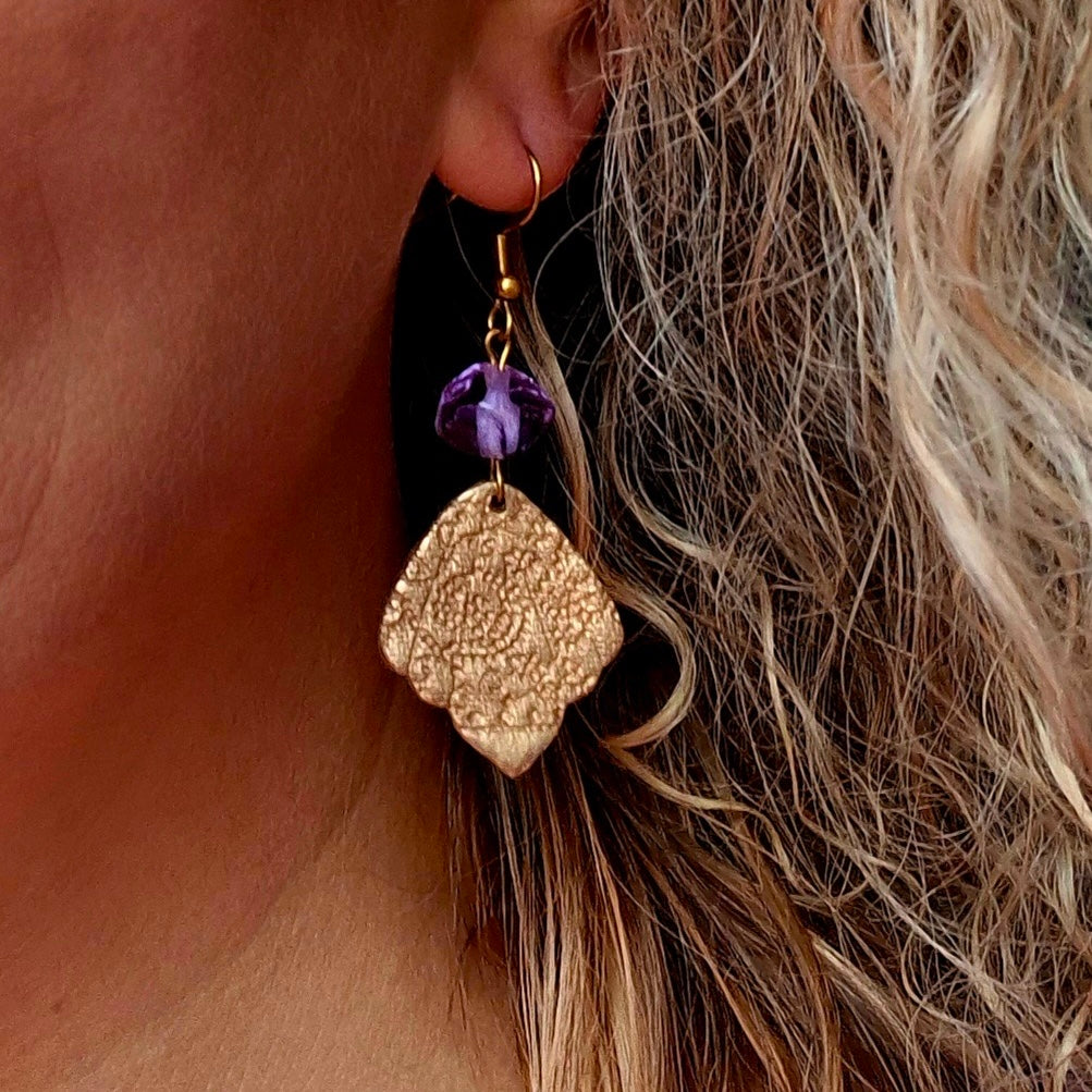 Boucles d'oreilles Alora bronze doré perles