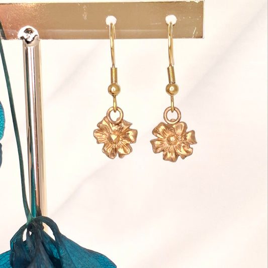 Boucles d'oreilles Marguerite bronze doré
